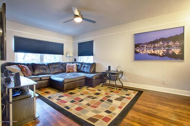 808 Fernwood St, Emmaus, PA 18049 - photo 2