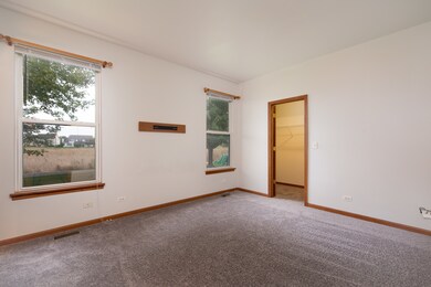 3033 Solitude Ln, Aurora, IL 60502 - photo 7