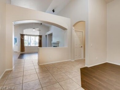 2923 Branch Creek Ct, Las Vegas, NV 89135 - photo 6