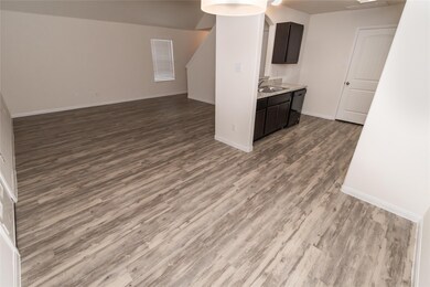 670 Fallow Ln, Alvin, TX 77511 - photo 6