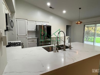 10002 Huntington Downs Ave, Bakersfield, CA 93312 - photo 3