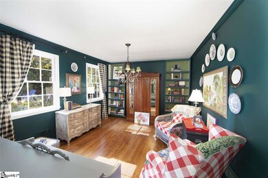 Custom Built In Bookshelves