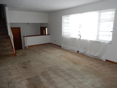 5700 Satinwood Dr, Columbus, OH 43229 - photo 4