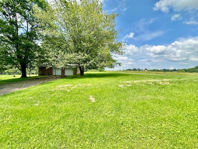 296 Kemper St, Eubank, KY 42567 - photo 5