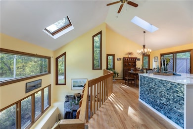 8 Robin Dr, North Kingstown, RI 02852 - photo 7