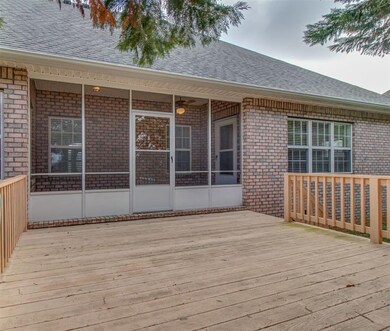 screened porch & deck