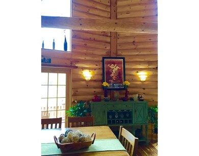 860 Methuen St, Dracut, MA 01826 - photo 3