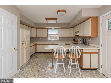 2114 Buckingham Rd, Wilmington, DE 19810 - photo 6