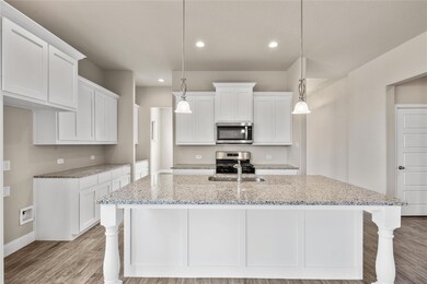 341 Clark Ave, Weatherford, TX 76085 - photo 5