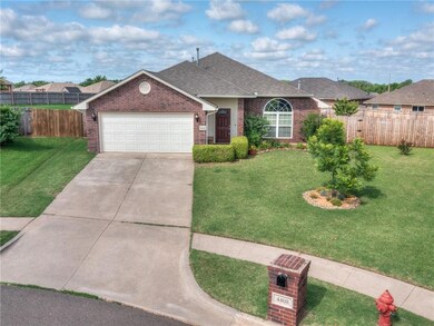 4408 Spotted Owl Cir, Norman, OK 73072 - photo 2