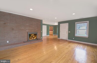 219 Calvert St, Chestertown, MD 21620 - photo 6