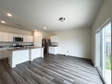 102 Gemsbok Rd, Hutto, TX 78634 - photo 5