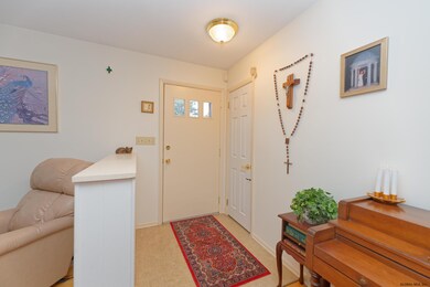 50 Glynn St, Albany, NY 12203 - photo 5