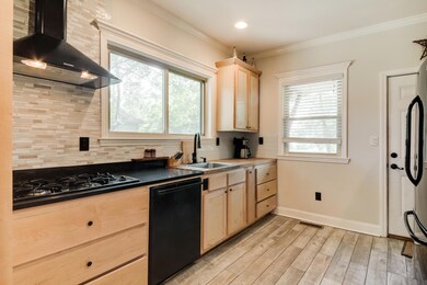 2316 E 4th St, Chattanooga, TN 37404 - photo 7