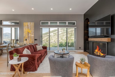 002_12693_n_belaview_way-7_857