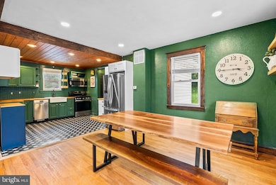 5536 Ashbourne Rd, Halethorpe, MD 21227 - photo 7