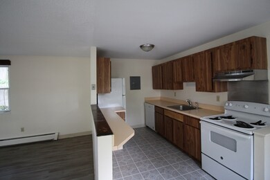 86 Baldwin St unit 4, Lowell, MA 01851 - photo 5