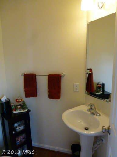 81 Glenbrook Rd, Ranson, WV 25438 - photo 5