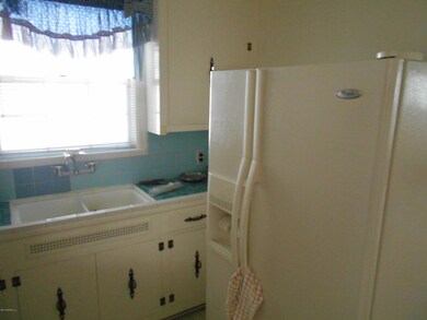 5057 Fremont St, Jacksonville, FL 32210 - photo 3