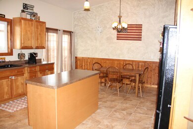 Kitchen View View (1)