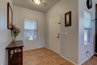 2880 E Crescent Way-7