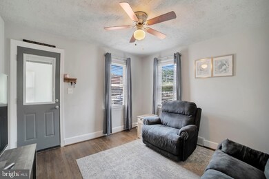 102 Packard Ave, Glen Burnie, MD 21061 - photo 6