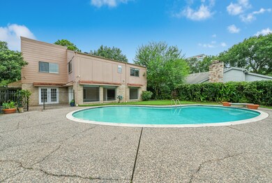 10314 Olympia Dr, Houston, TX 77042 - photo 3