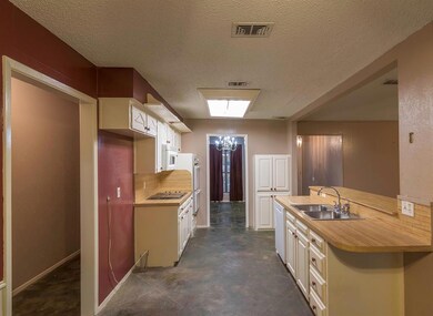 1100 Sandpiper Dr, Denton, TX 76205 - photo 4