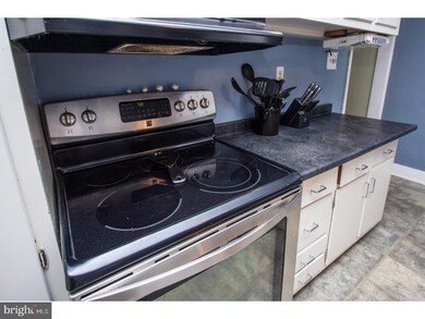 3500 Chippendale St, Philadelphia, PA 19136 - photo 7