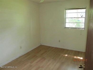 6037 Marsha Dr, Jacksonville, FL 32205 - photo 5