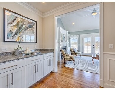 2 Sanderson St, Medway, MA 02053 - photo 5