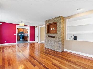 44 Arnold St, Riverside, RI 02915 - photo 5