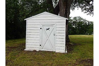 3920 E 28th St, Des Moines, IA 50317 - photo 5