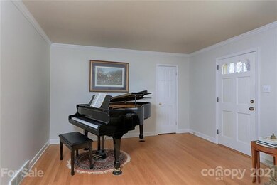 3301 Windsor Place, Statesville, NC 28625 - photo 6