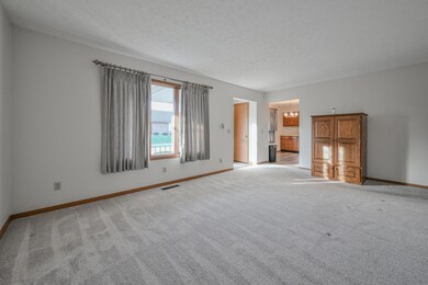 3022 Brixton Dr E, Springfield, OH 45503 - photo 5