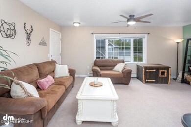 04-Living Room_IMG_9877
