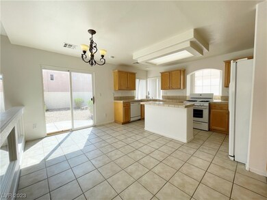 7522 Rustic Galleon St, Las Vegas, NV 89139 - photo 6