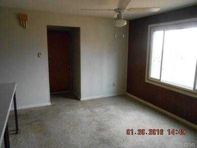 529 Skyline Dr, Allentown, PA 18103 - photo 4