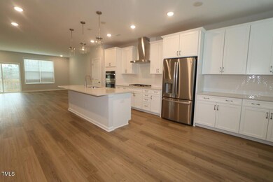 [L536-z005]Kitchen