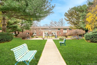 2449 Union Blvd unit 12A, Islip, NY 11751 - photo 2