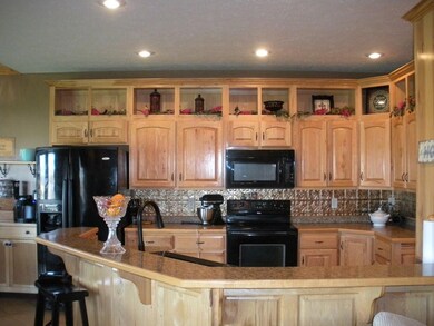 4395 S 92nd Rd, Bolivar, MO 65613 - photo 7