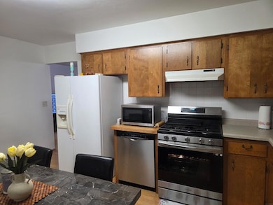 1714 Easton Ave, Waterloo, IA 50702 - photo 2