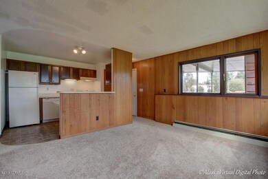 7324 Tanaga Cir unit D, Anchorage, AK 99504 - photo 5