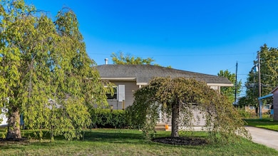 33-zj 5218 Fullerton Dr075-2