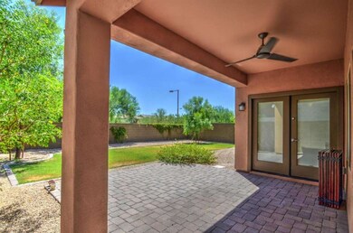 Covered Patio w/Ceiling Fan