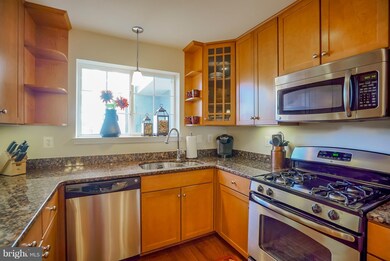 4125 S Four Mile Run Dr unit A, Arlington, VA 22204 - photo 7