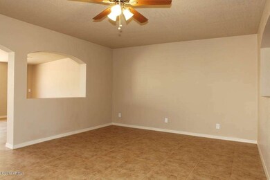 living room (4)