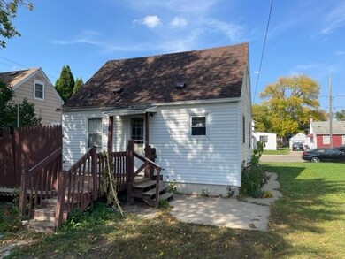 1209 10th Ave SW, Austin, MN 55912 - photo 2