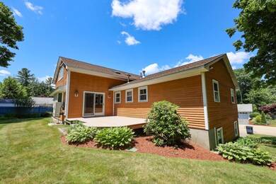42 Vespa Ln, Nashua, NH 03064 - photo 4