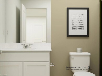 5621 Hydrangea St, Winston Salem, NC 27104 - photo 2